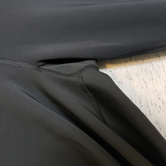 Adidas Capri Workout Leggings - Picture 2 of 6